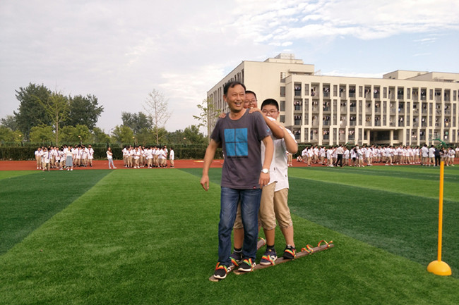 老師積極參與