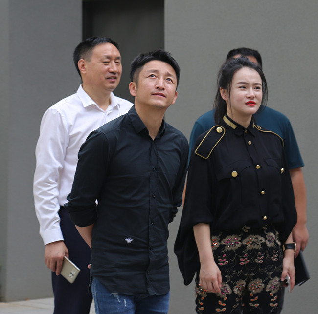 來賓參觀我校