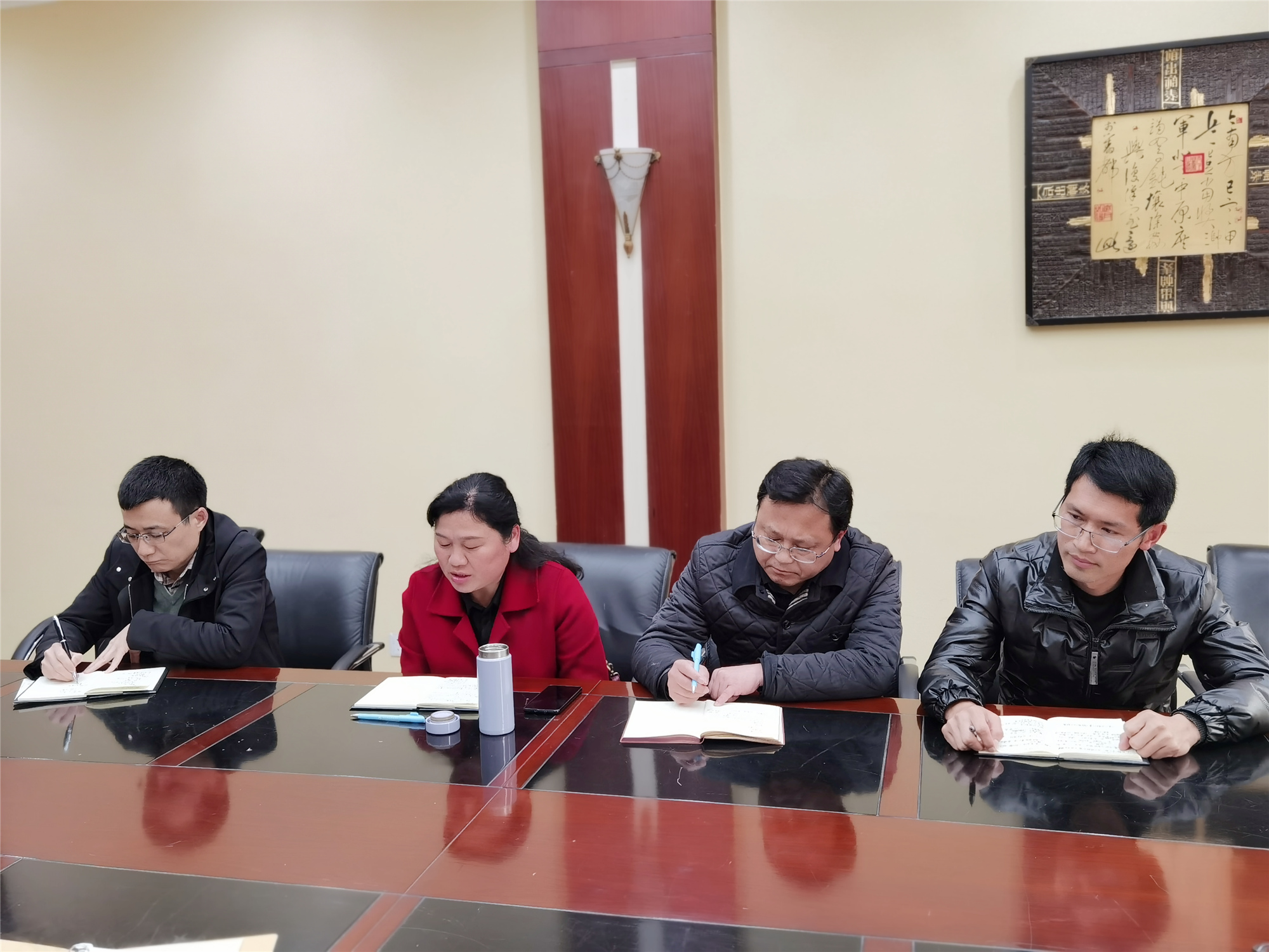 監(jiān)利中學召開畢業(yè)年級調(diào)研匯報工作會