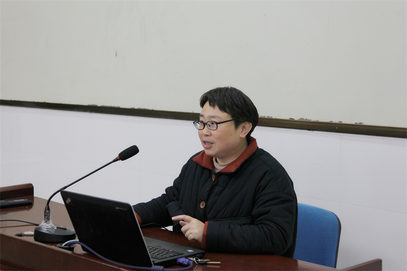 溫州翔宇初中部召開“青藍(lán)工程”專題會議