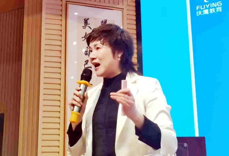 DƬ2.png